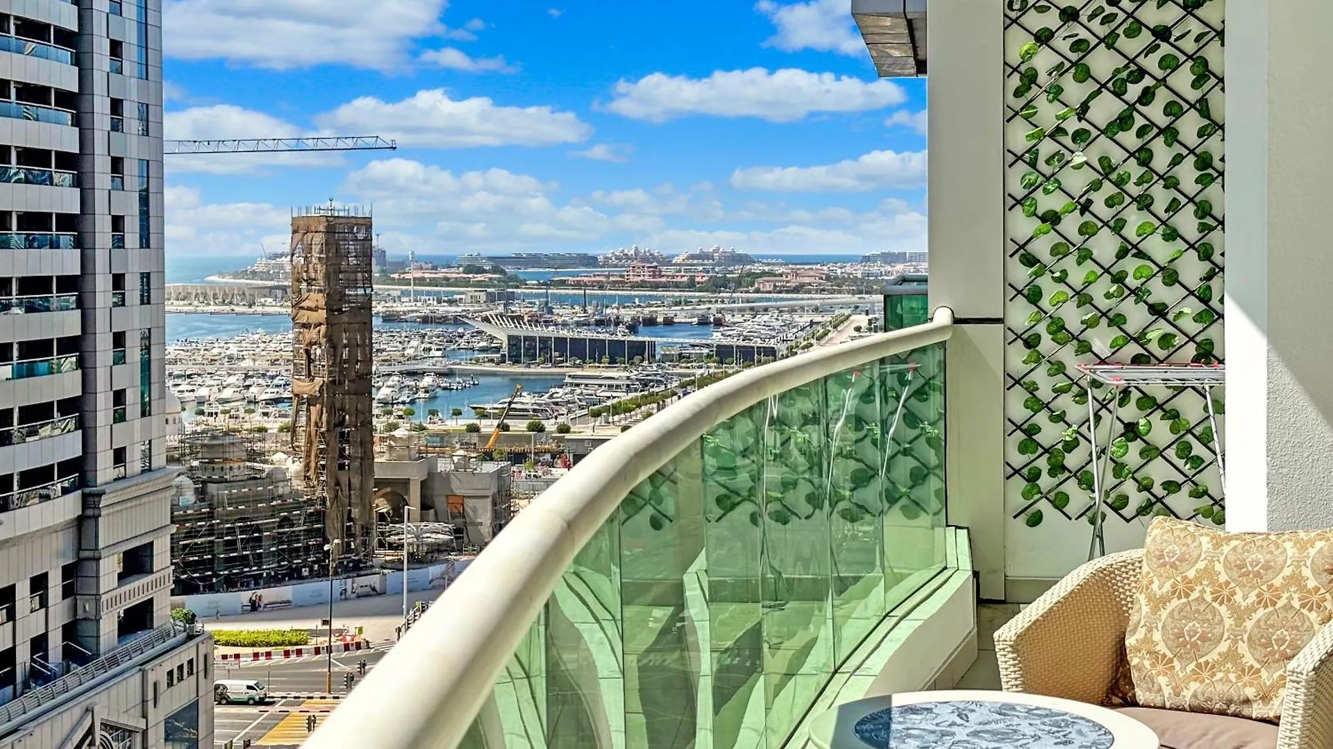 Lux 1Br, Kingbed In Dubai Marina, 3Mints Metro, 5Mints Barasti Beach 0*,  Förenade Arabemiraten
