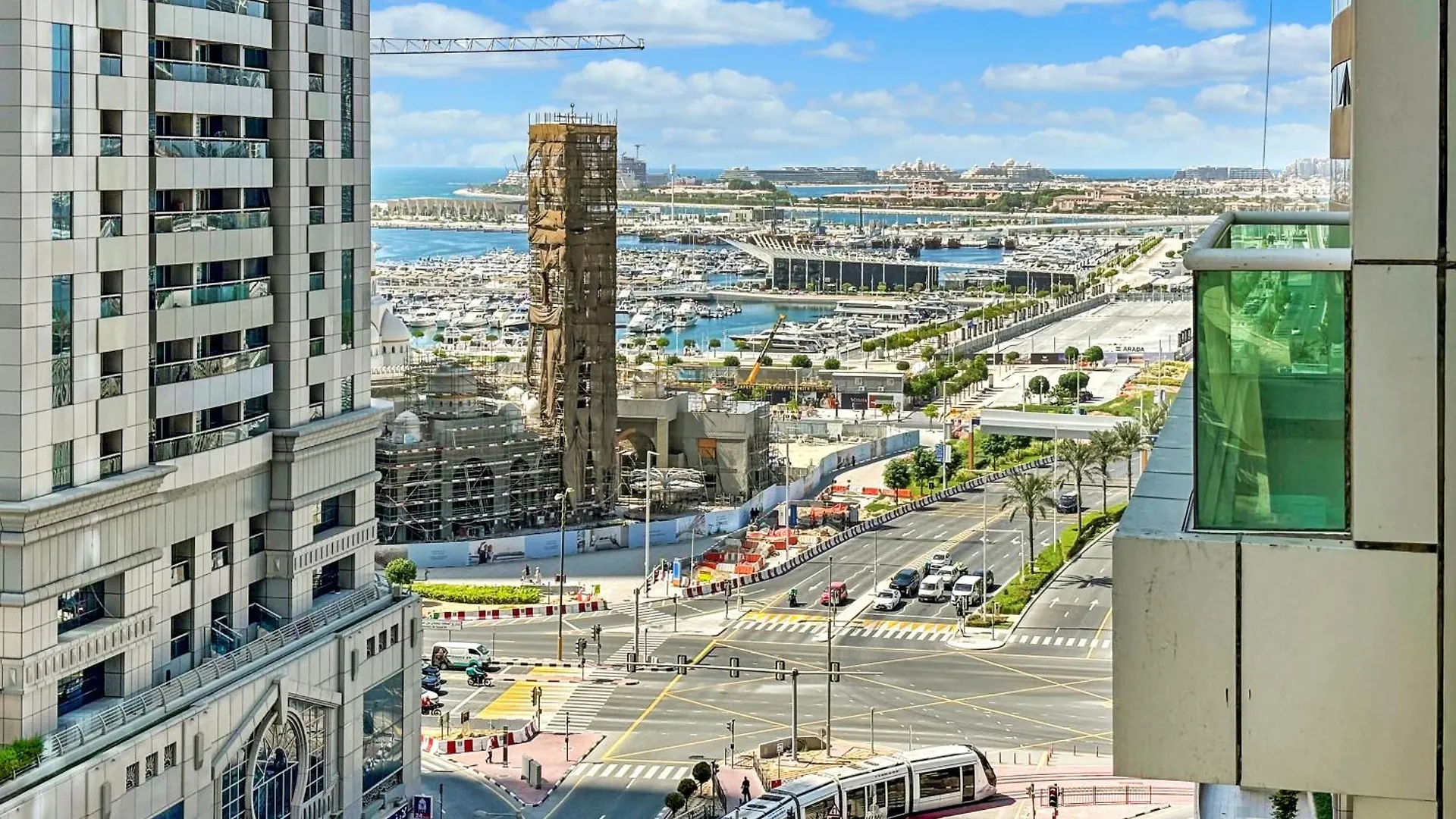 Lux 1Br, Kingbed In Dubai Marina, 3Mints Metro, 5Mints Barasti Beach 0*,  United Arab Emirates
