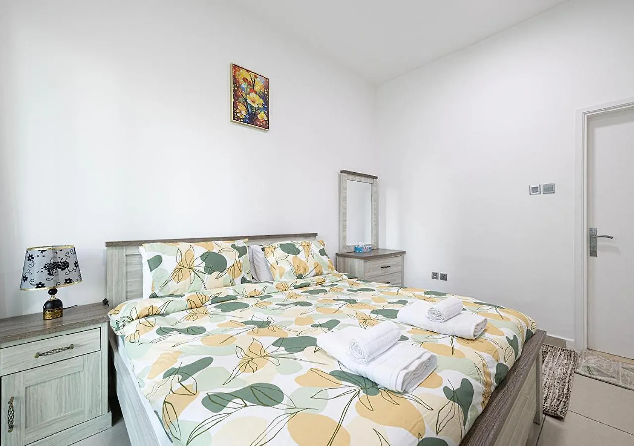 Lux 1Br, Kingbed In Dubai Marina, 3Mints Metro, 5Mints Barasti Beach 0*,  United Arab Emirates